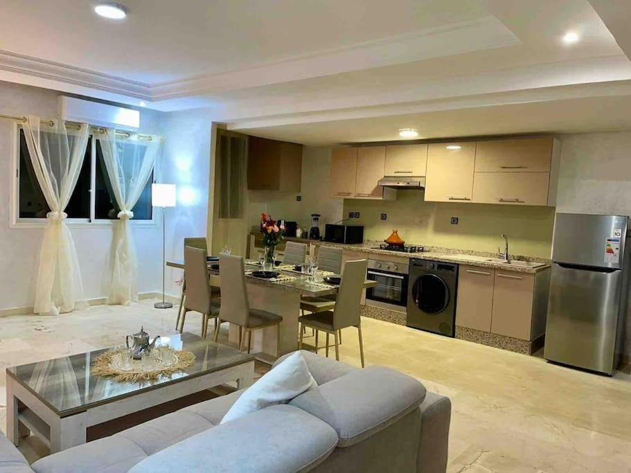 Appartement Haut Standing 3 Chambres Avec Terasse Quartier Gueliz Hivernage A Marrakech I19 Marrakesh Bagian luar foto