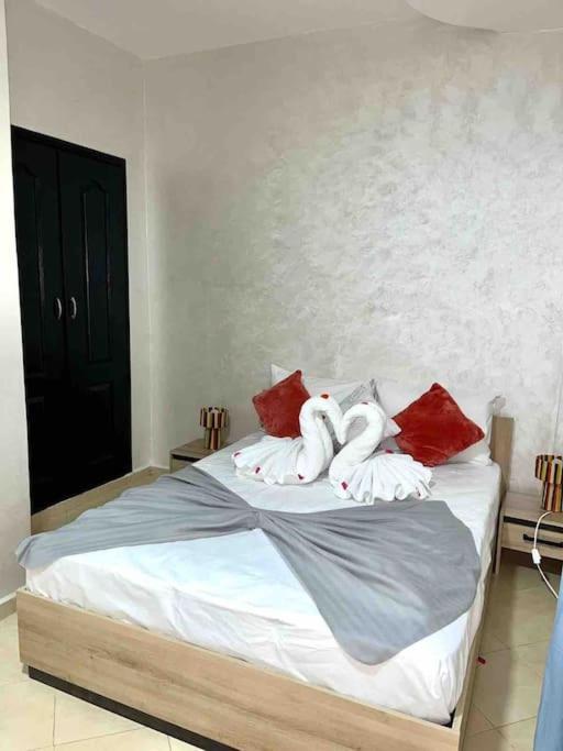 Appartement Haut Standing 3 Chambres Avec Terasse Quartier Gueliz Hivernage A Marrakech I19 Marrakesh Bagian luar foto