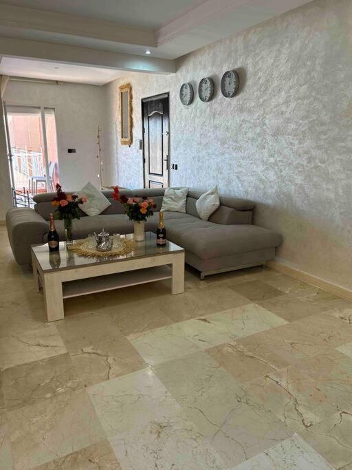Appartement Haut Standing 3 Chambres Avec Terasse Quartier Gueliz Hivernage A Marrakech I19 Marrakesh Bagian luar foto