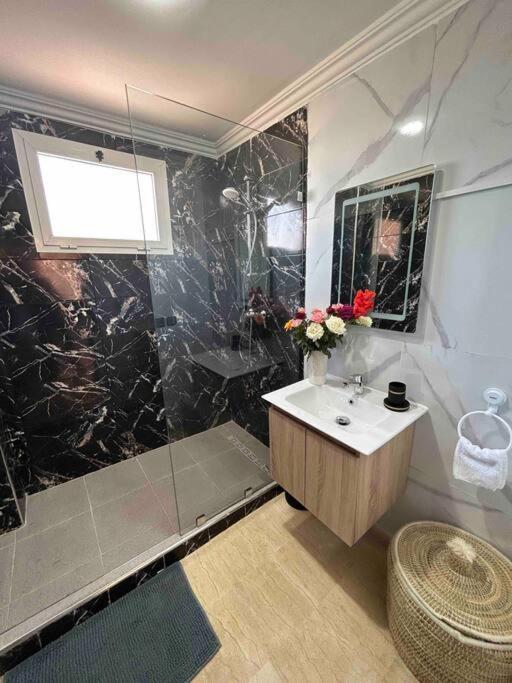 Appartement Haut Standing 3 Chambres Avec Terasse Quartier Gueliz Hivernage A Marrakech I19 Marrakesh Bagian luar foto