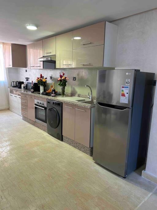 Appartement Haut Standing 3 Chambres Avec Terasse Quartier Gueliz Hivernage A Marrakech I19 Marrakesh Bagian luar foto